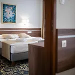 Hotel árpád 3*