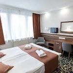Arpad Otel 3*