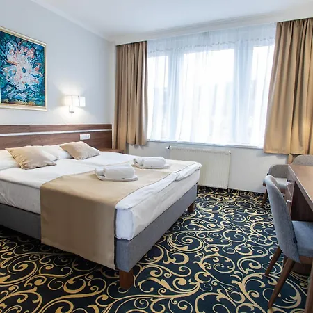 Hotel árpád Tatabánya