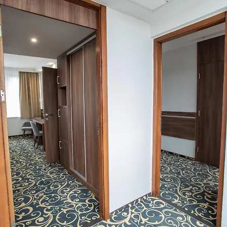 árpád Hotel Tatabánya