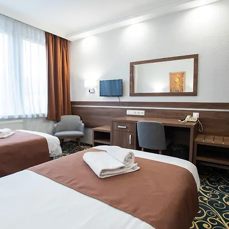 árpád Hotel