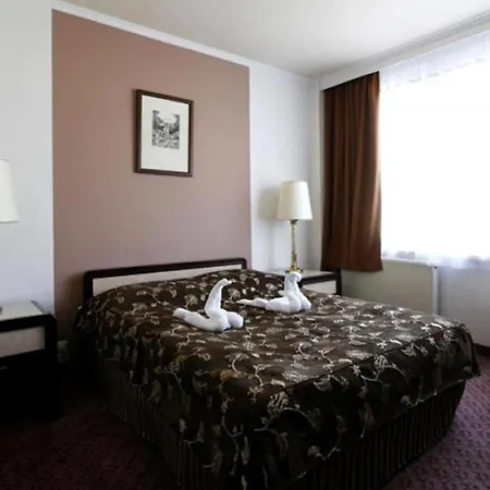 árpád Hotel 3*