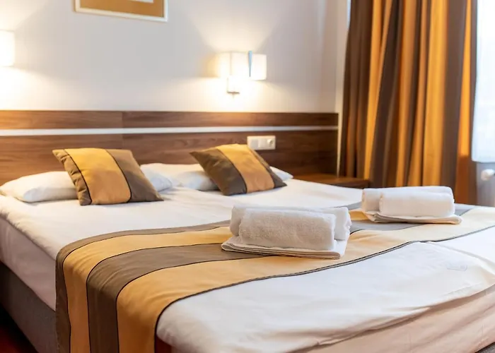 Arpad Hotel Tatabánya